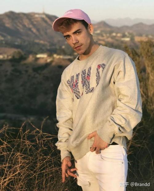 美国网红男歌手,音乐才华与人气并存的璀璨之星